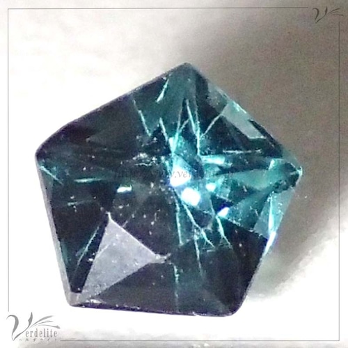 スピネル　青い星　0.44ct　VB241