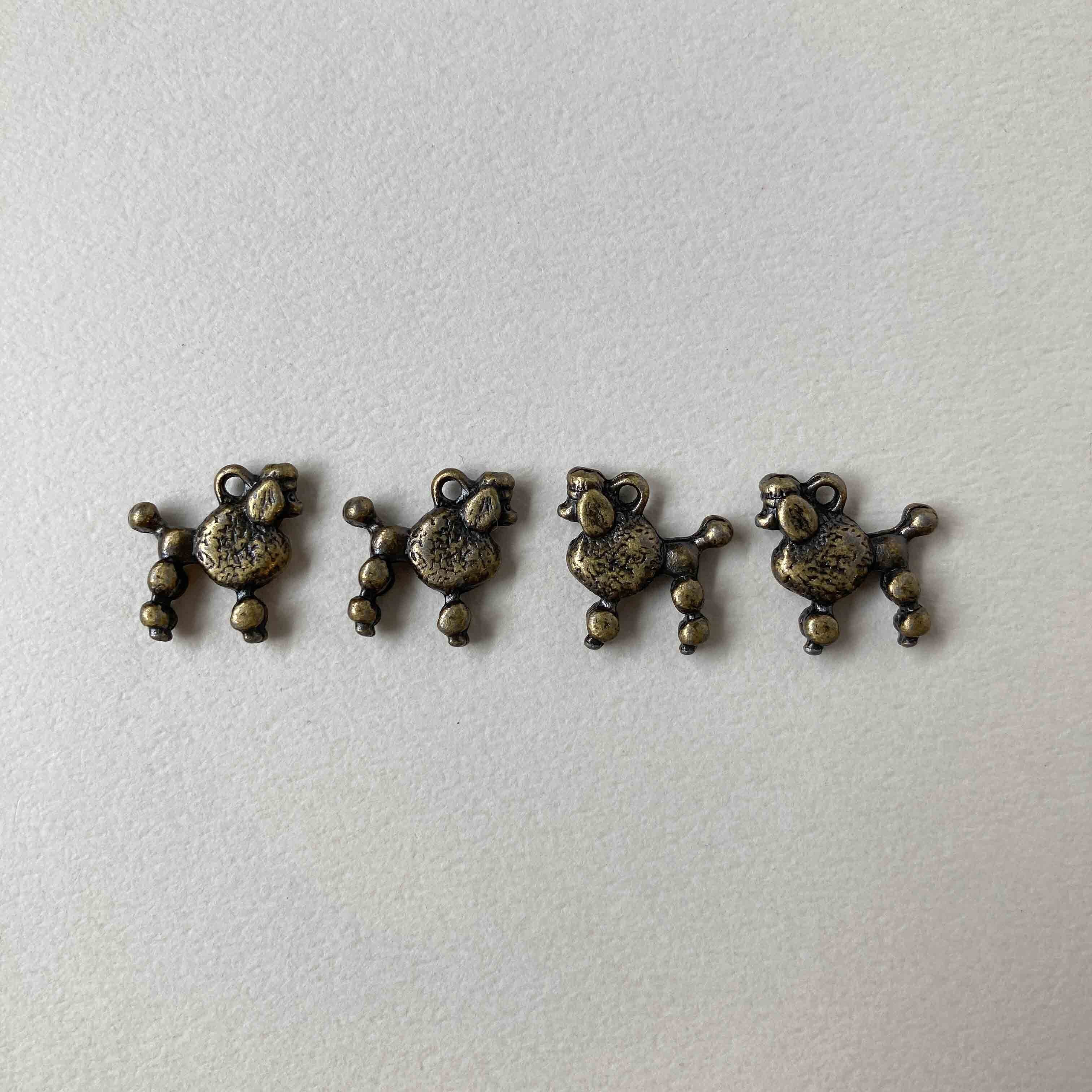 アンティーク風 両面プードル犬チャーム