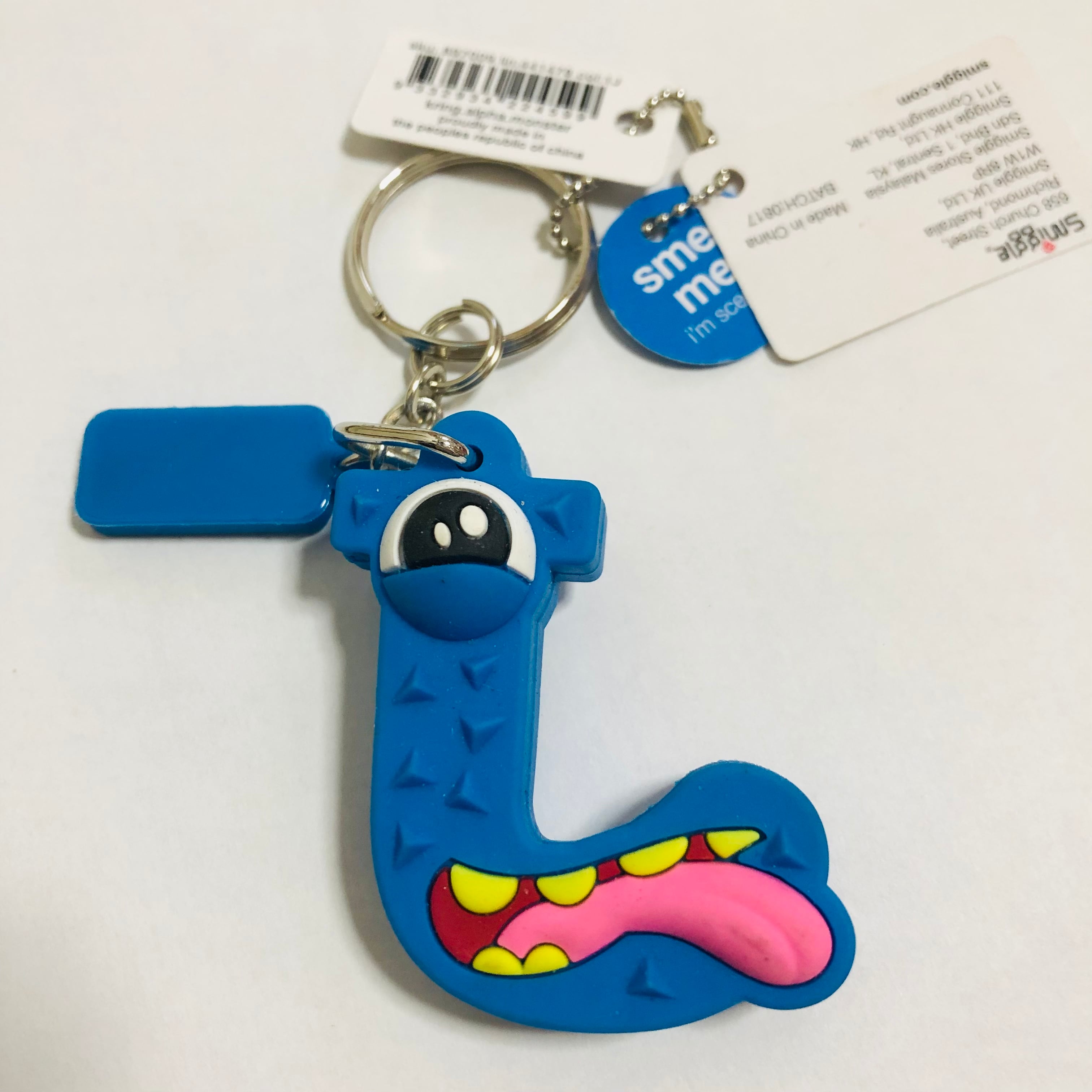 Smiggle(スミグル)  ☆モンスター☆ キーホルダー  J