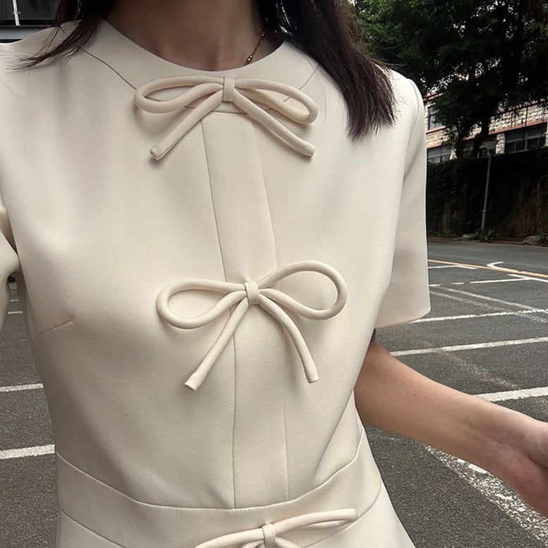 フロントリボンワンピース】Aラインワンピース ひざ上丈 半袖 可愛い