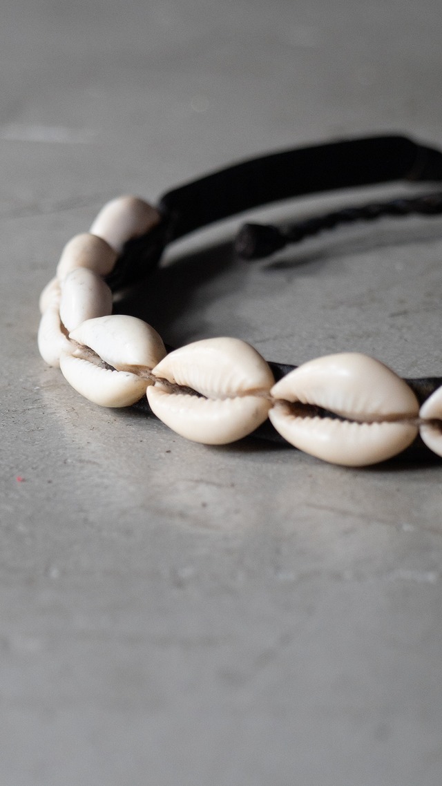 unknown vintage African cowrie shells necklace