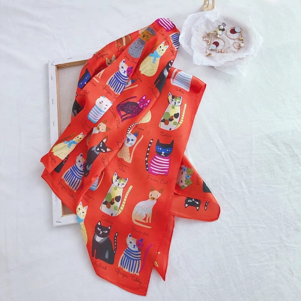 たくさん猫さんスカーフ