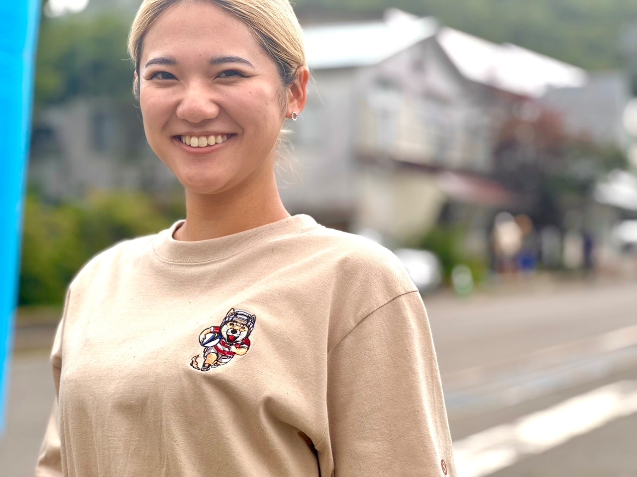柴ラグ刺繍Tシャツ ベージュ