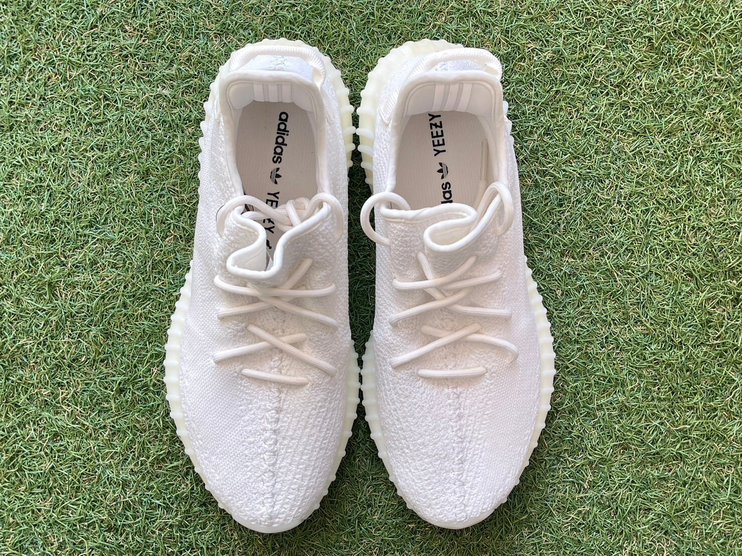 40%OFF SALE!! adidas YEEZY BOOST 350 V2 C.WHITE CP9366 29㎝ 08577 ...
