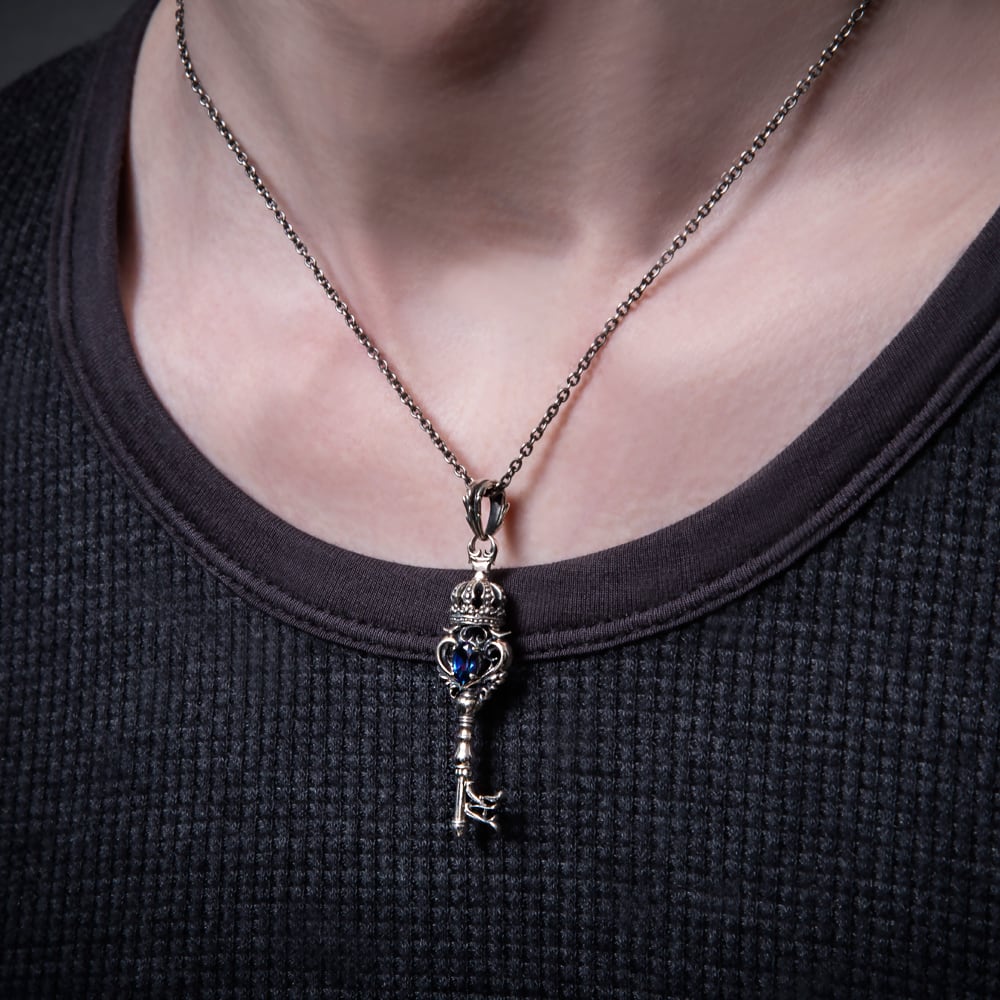 新品 逆巻アヤト アルテミスキングス フェイトキー ペンダントトップ ディアラバ クラウンキーペンダント AKP0122 Crown key pendant シルバー