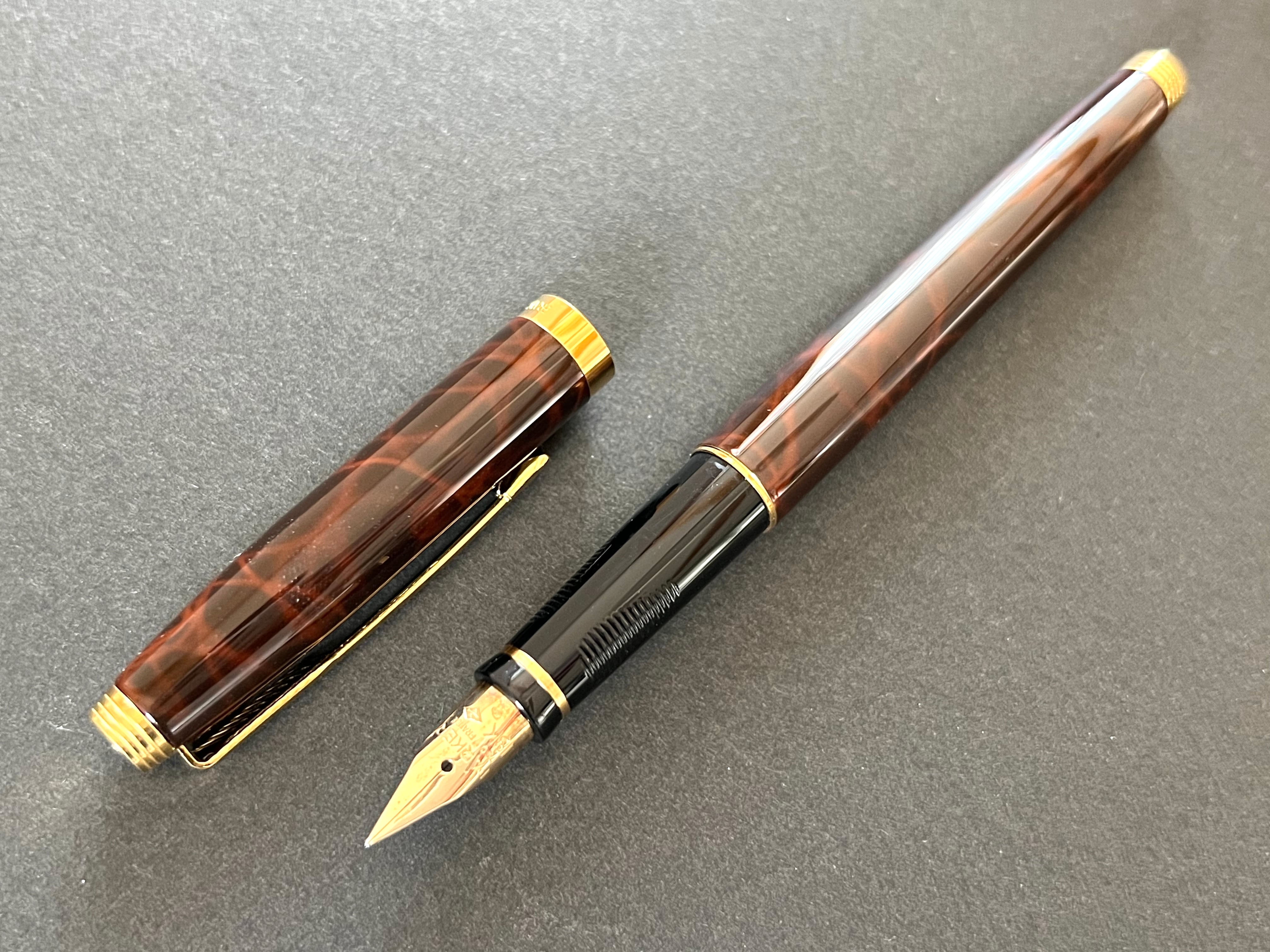 '80s　パーカー ７５ デラックス 茶漆　PARKER 75 Delux　（細字）　18K　　　　　02649