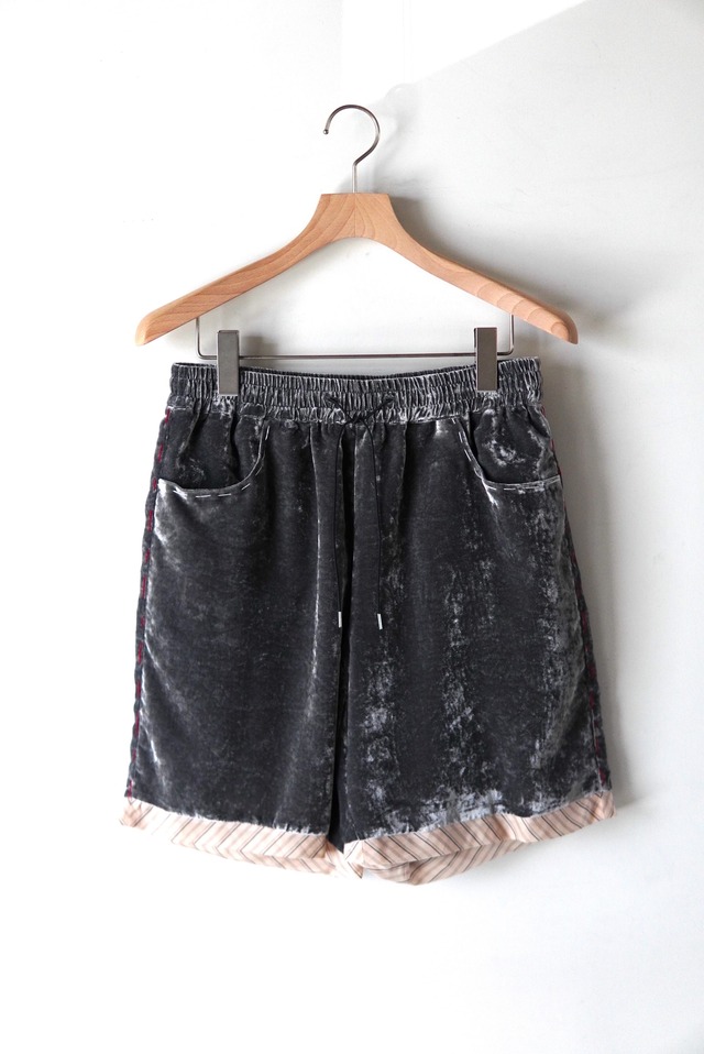 MASU / UNEVEN VELVET SHORTS