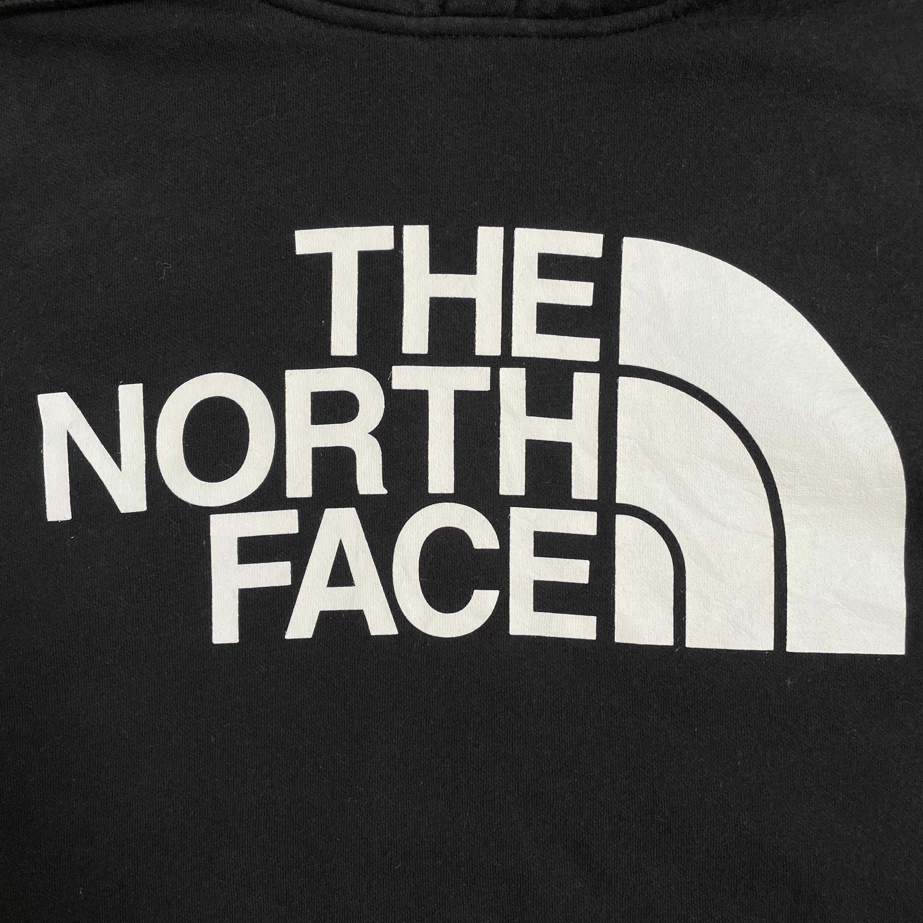 THE NORTH FACE ノースフェイス 胸ロゴプリント パーカー ブラック (メンズ M)   O2493