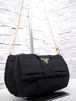美品◆PRADA プラダ ビッグリボンデザイン クロスボディ チェーンストラップ ショルダー カメラ バッグ  黒x金◆ リボンが可愛いレアモデル