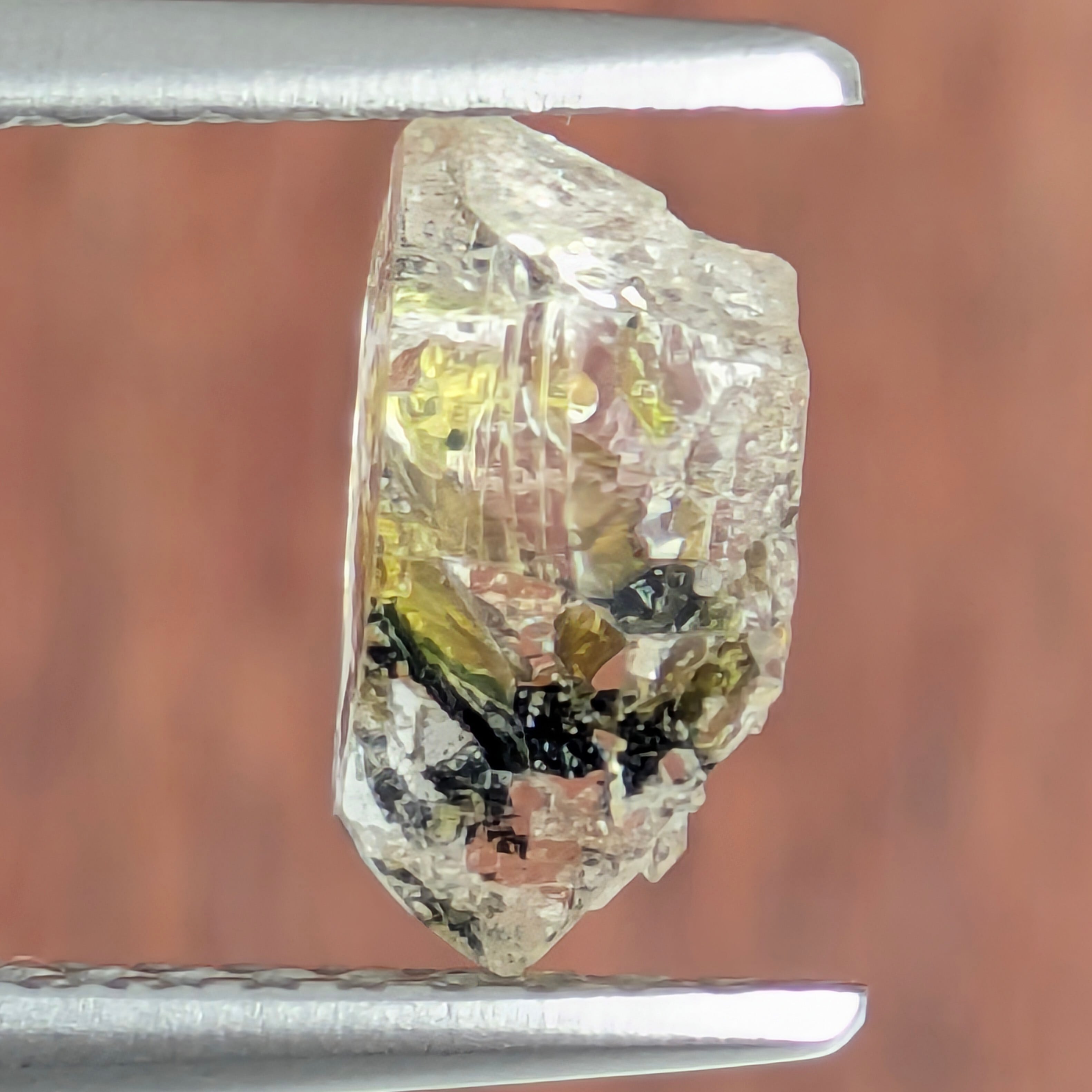 オイルインクォーツ原石 パキスタン産 【1.12ct】 PRO208983 | Gem's