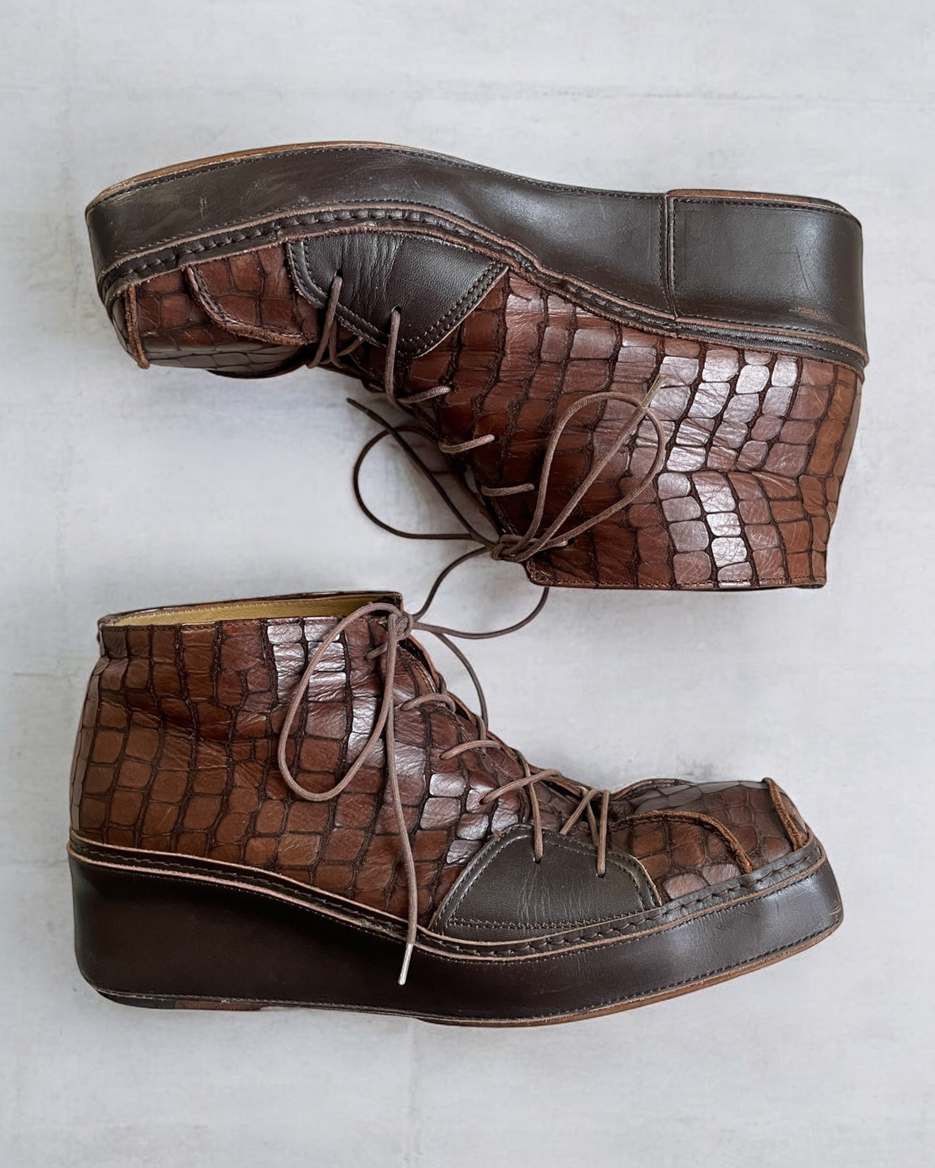 90-00s Mihara Yasuhiro - Croc-Embossed Square Toe Boots | Atelier