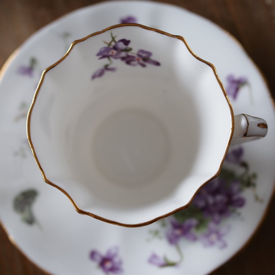 美品】英国ハマースレイ ヴィクトリアンバイオレット 可憐なすみれ柄の