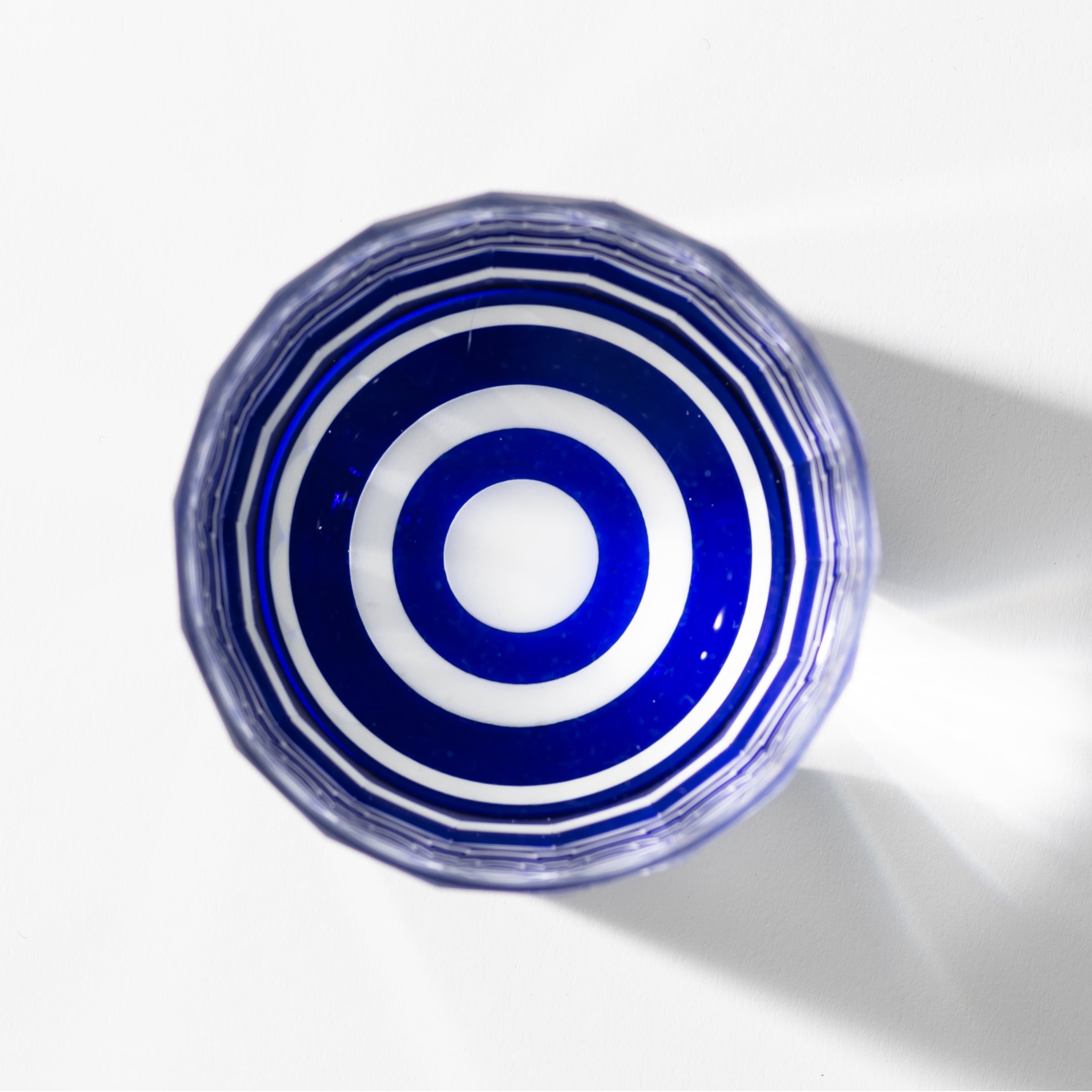瑠璃 蛇ノ目切子 ぐい呑 | 椎名切子（GLASS-LAB) 江戸切子・砂切子の通販