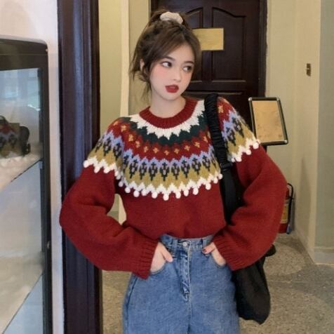 トップス ニット レディース ざっくり編み ノルディック アーガイル クリスマス 長袖 2色 ラウンドネック 手編み ゆるかわ ゆったり 柄 丸首 オーバーサイズ クリスマス 新年 レッド あったか 暖かい ほかほか 可愛い 大人可愛い 大人女子 カジュアル ナチュラル スタイル 体型カバー 秋 冬 寒い日 重ね着 送料無料 パーティー 女子会 クリスマス おしゃれ 韓国 ファッション コーデ プチプラ S M L XL