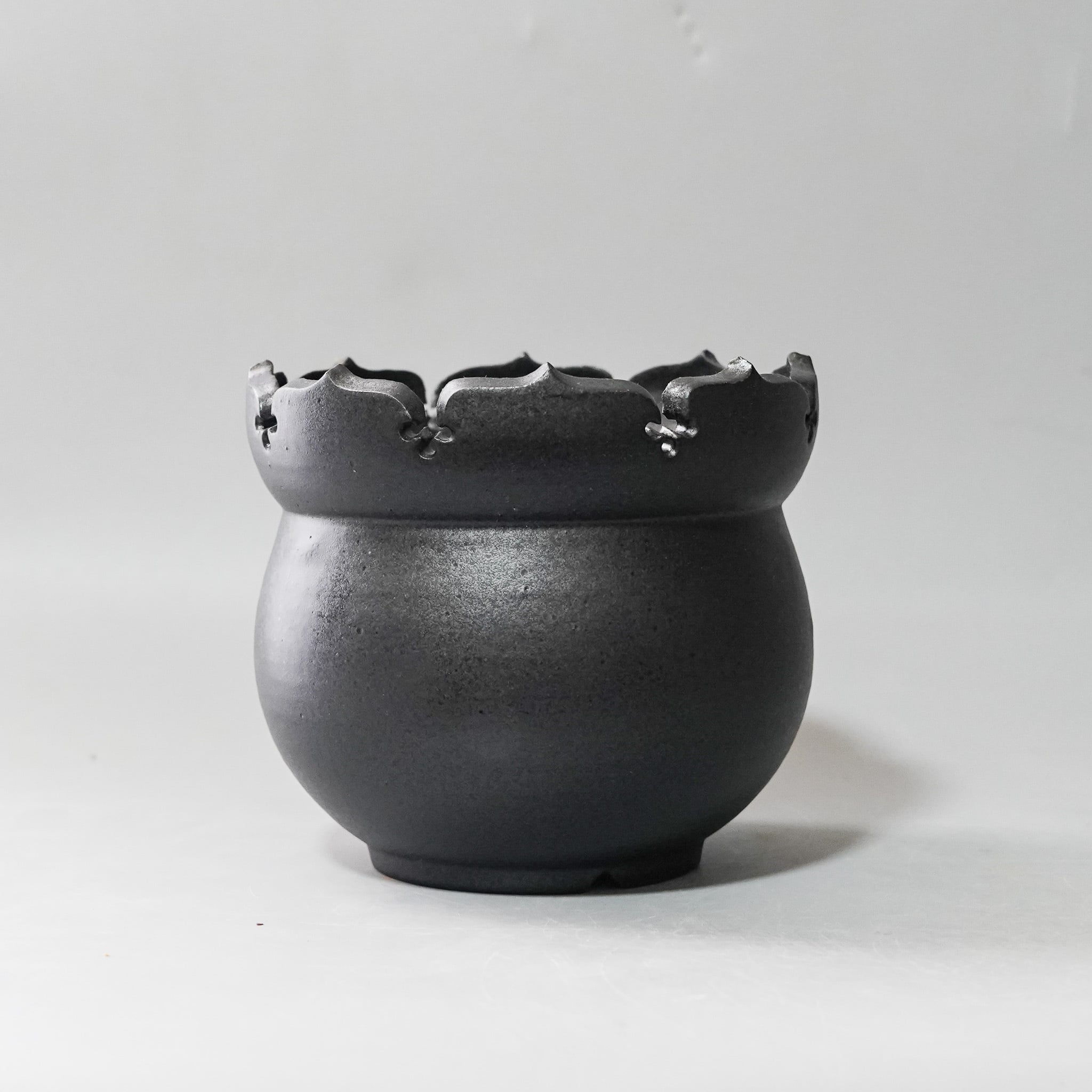 D.I.P pot 鉢 (A) D.I.P.