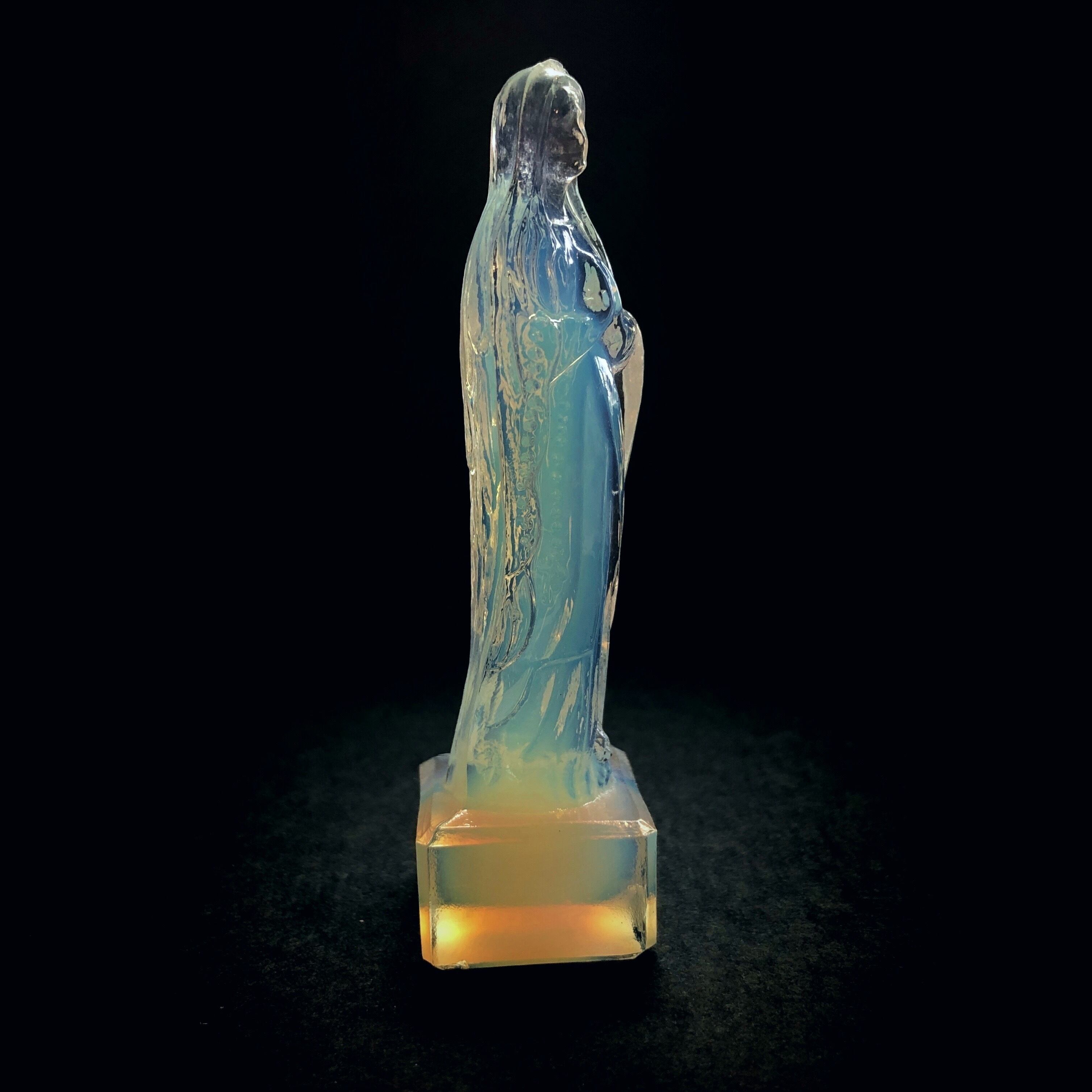 エトラン　アンティーク　オパールセントガラス 『リジューの聖テレーズ像』 8e3bb96558d5cd6c9b7e265dd17e11