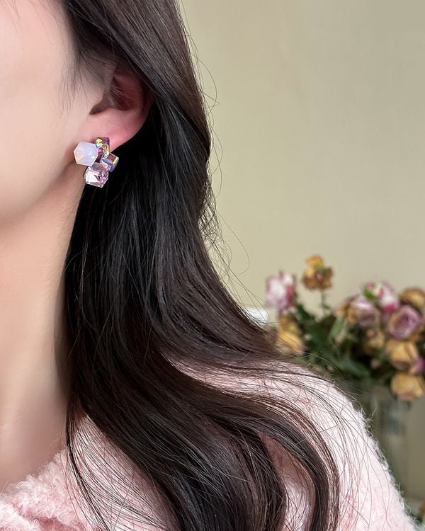 Crystal cube pierce TH3385 | Leithy
