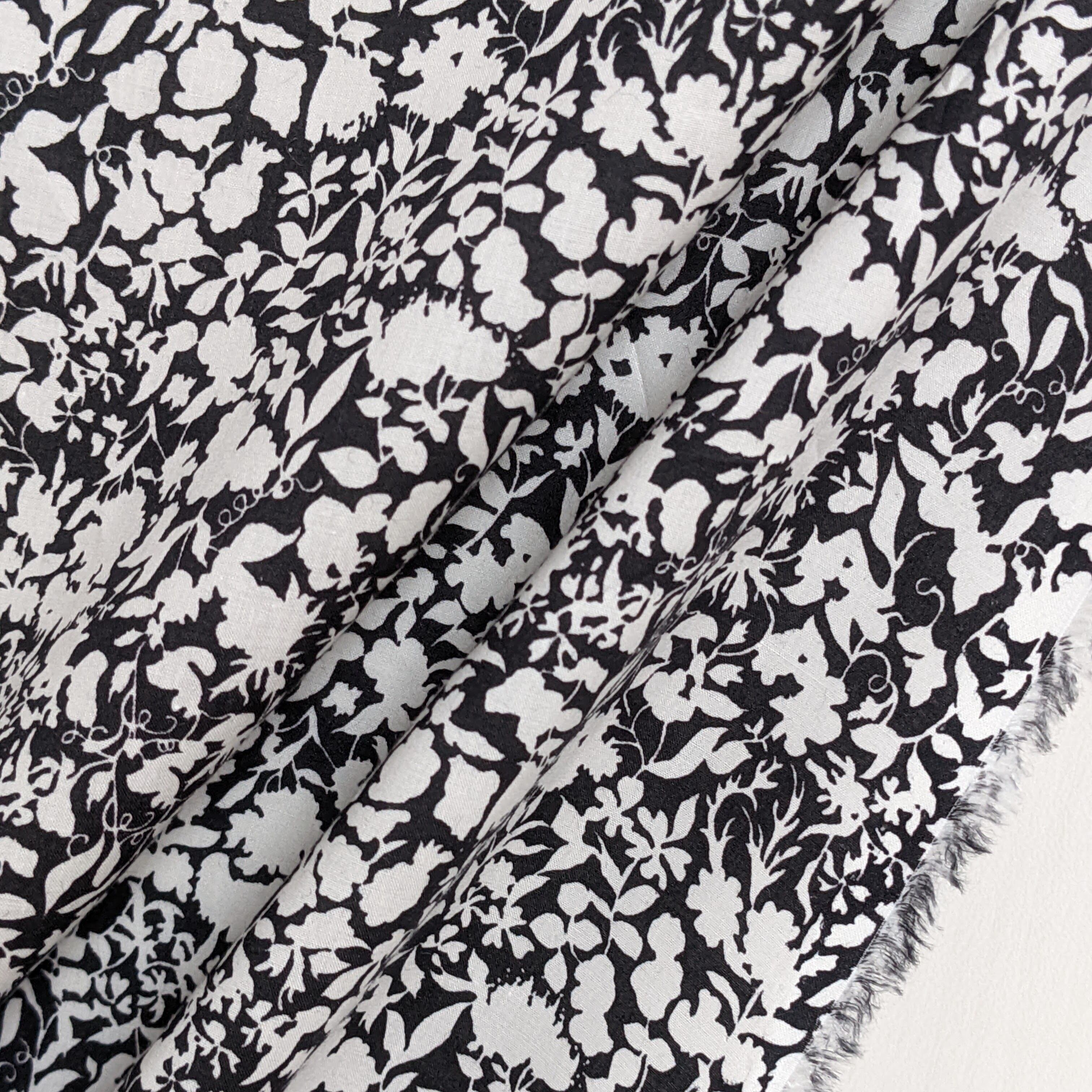 ◆輸入 リバティ LIBERTY タナローン Monochrome Meadow モノクロームメドウ 約130×50cm