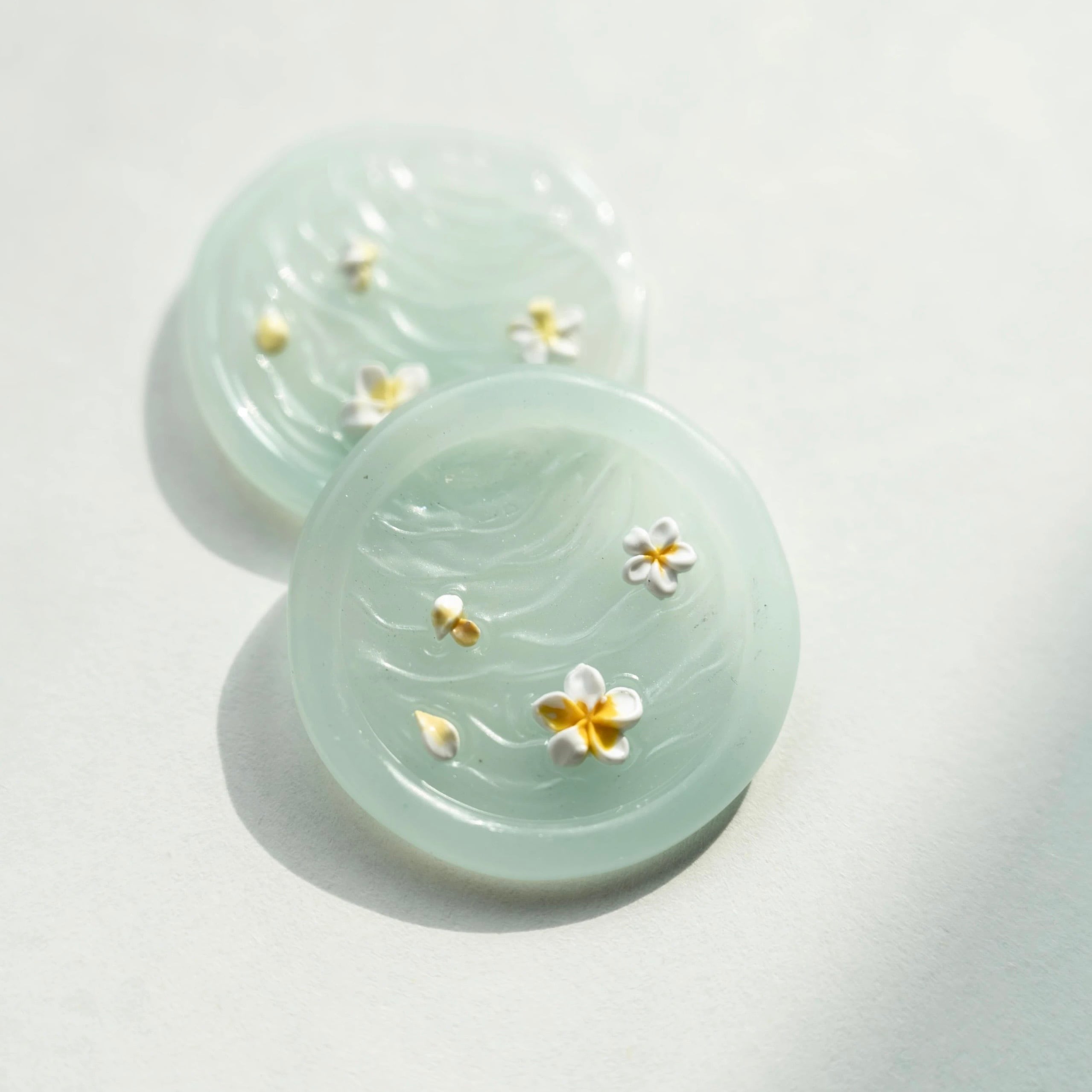 波に咲くプルメリア|Plumeria on the Water 25mm・シーリングスタンプ