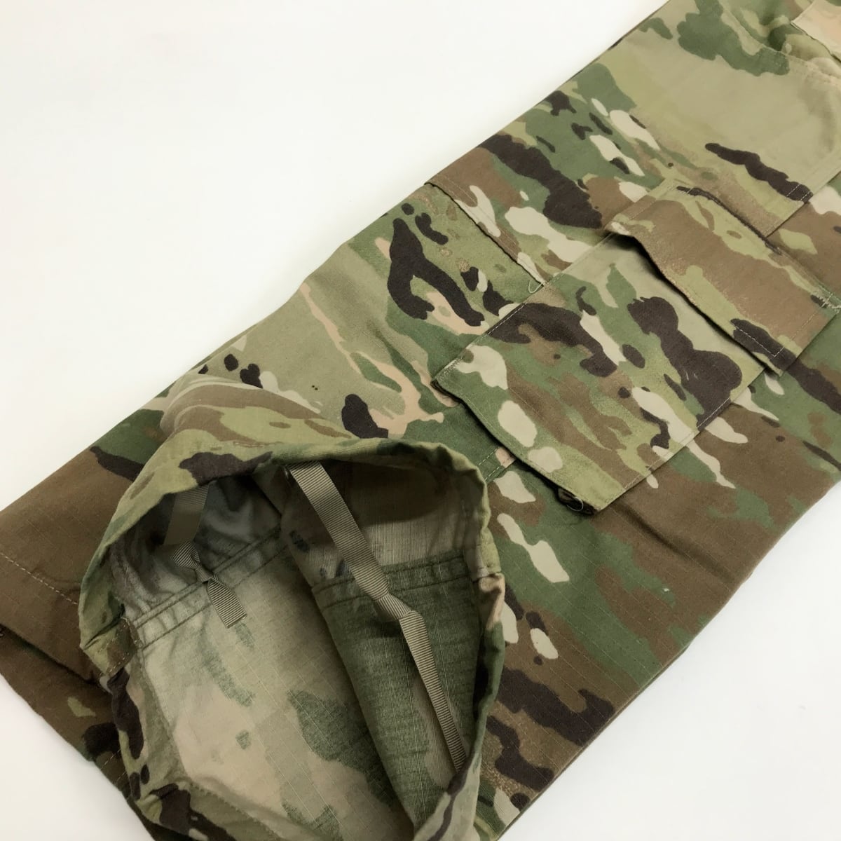 送料込み　米軍　未使用品　ARMY　コンバットシャツ　XS　[３]