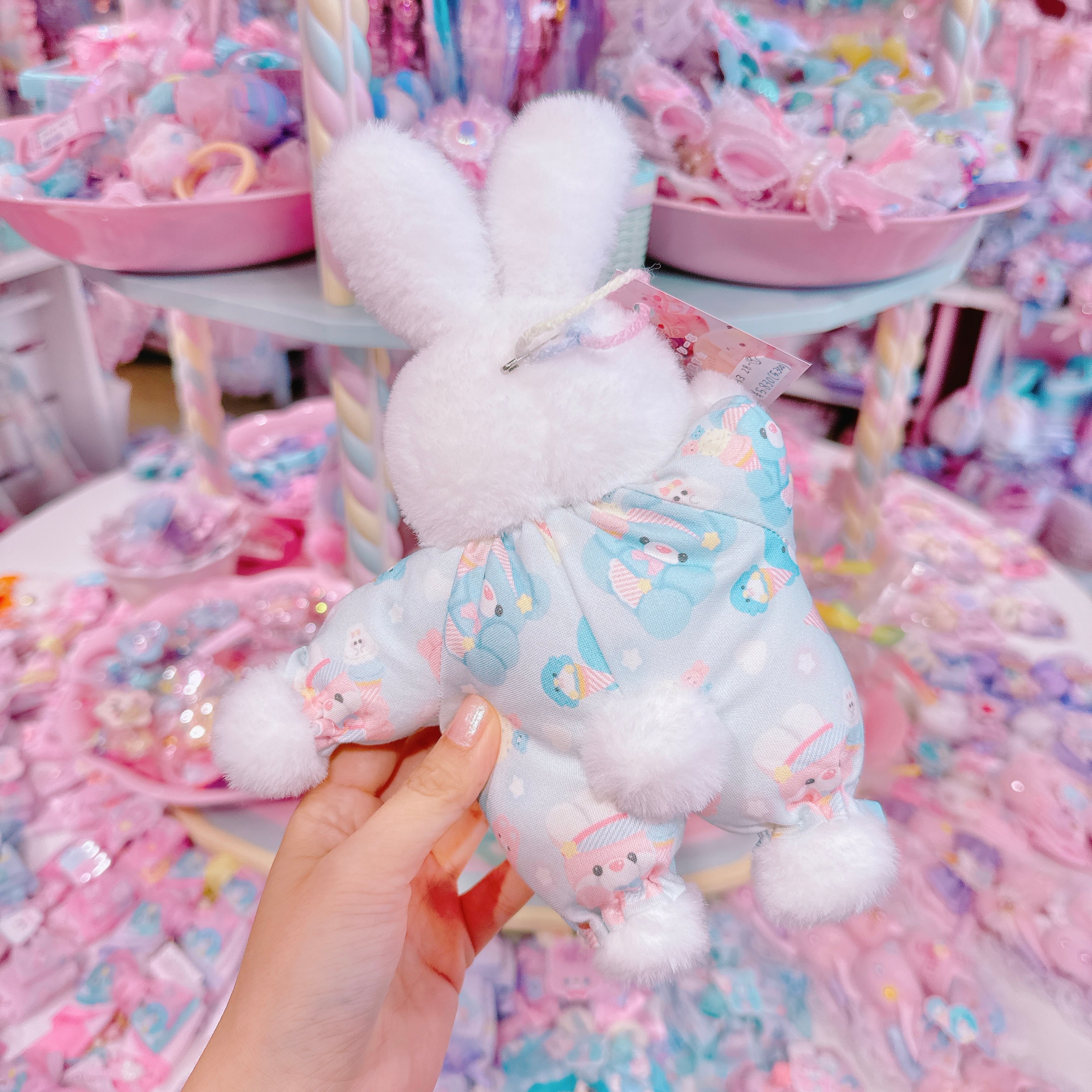 【H3】28-9パジャマうさぎぬいぐるみ