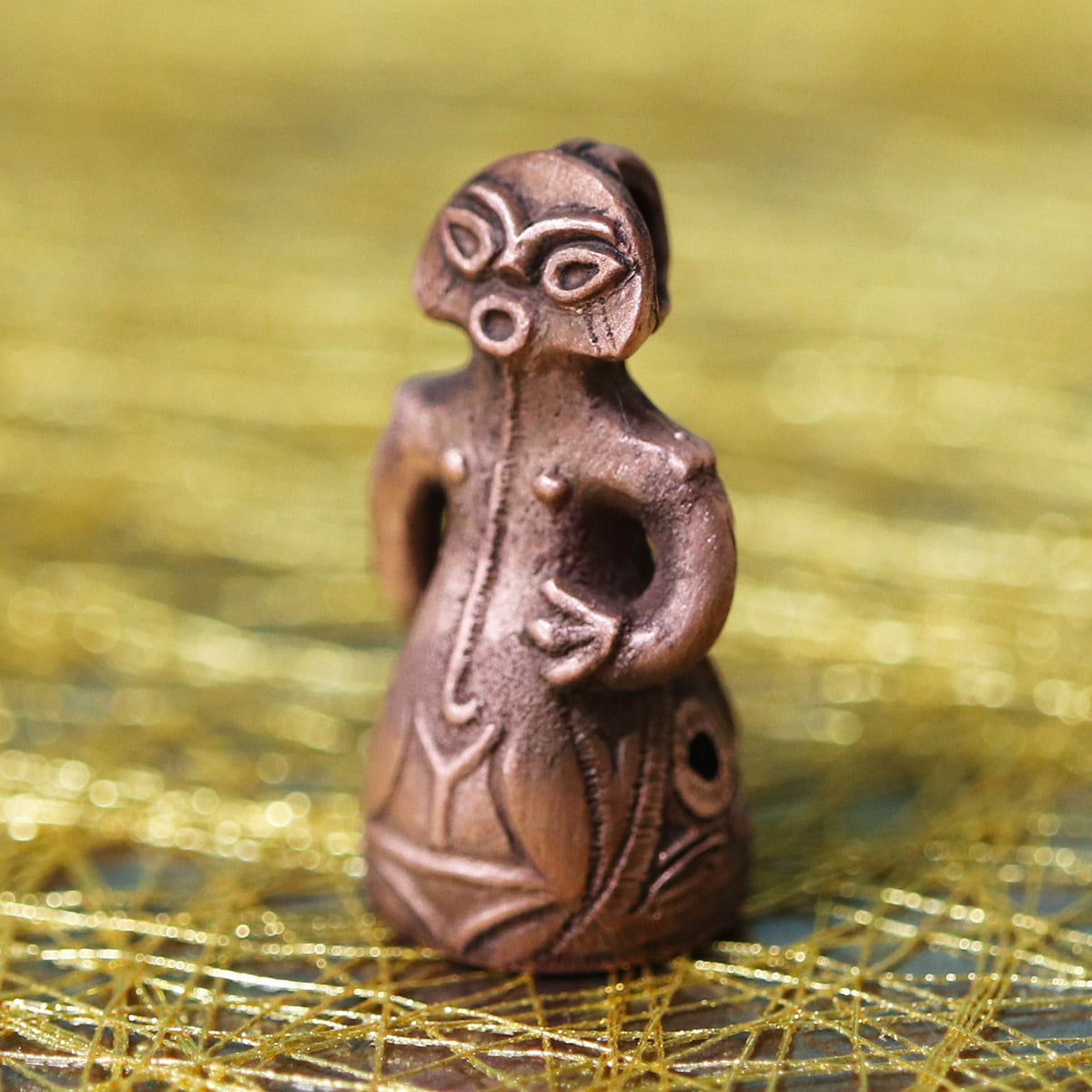 縄文土偶ペンダント（子宝の女神ラヴィ/ 659-175） | Do_goods ドゥグーズ