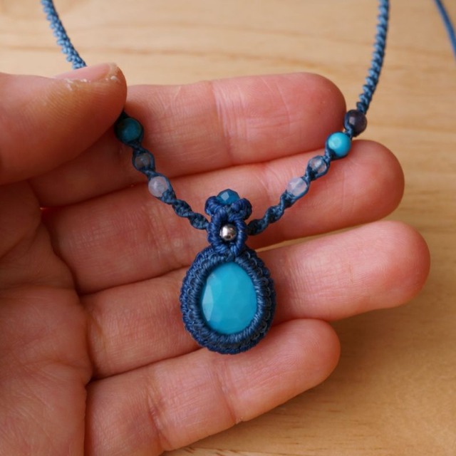 アリゾナ産スリーピングビューティーターコイズのマクラメネックレス（トルコ石）～ Sea ～
