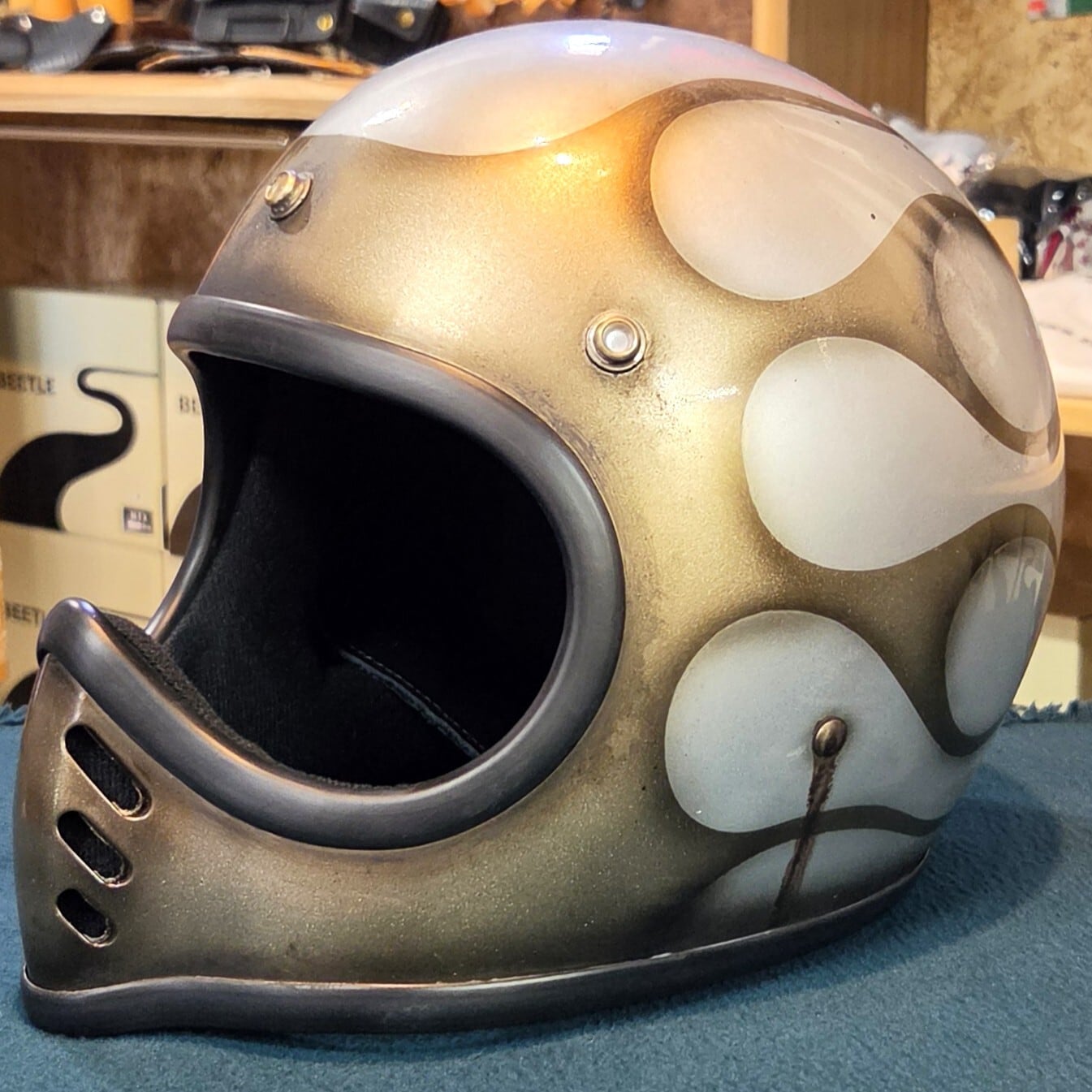 一点限り【aging paint helmet.22】OCEANBEETLE MTX ※サイズ変更可能
