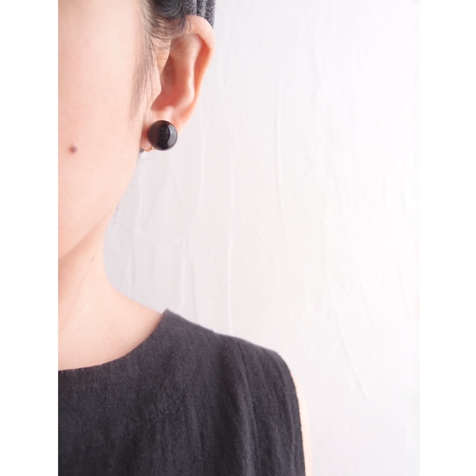 再入荷【Gold color】Black Onyx Clip Earrings/ブラックオニキス クリップイヤリング(14mm)