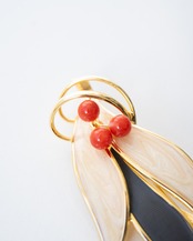 〈No Brand〉Coral Brooch