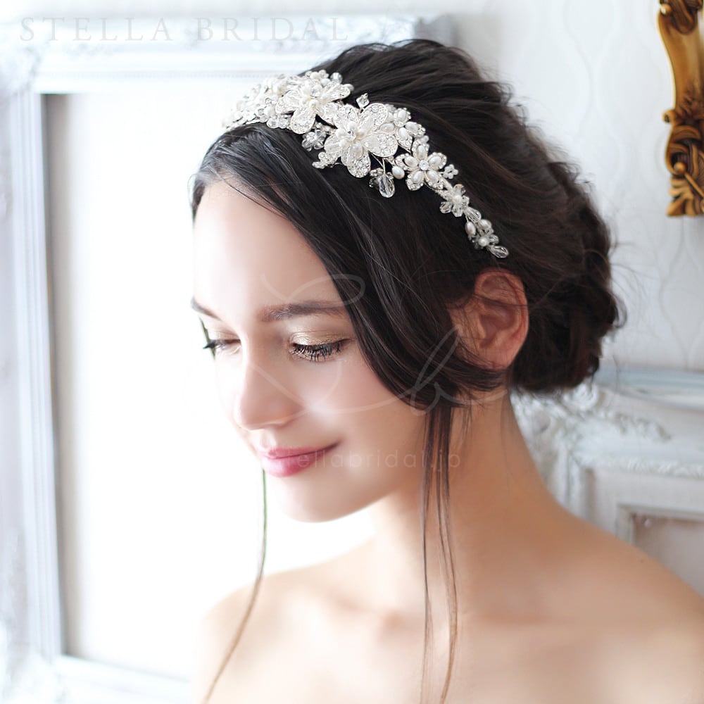 スワロ使用 フローラルチャームの小枝ヘッドドレス エマ｜ウェディング  