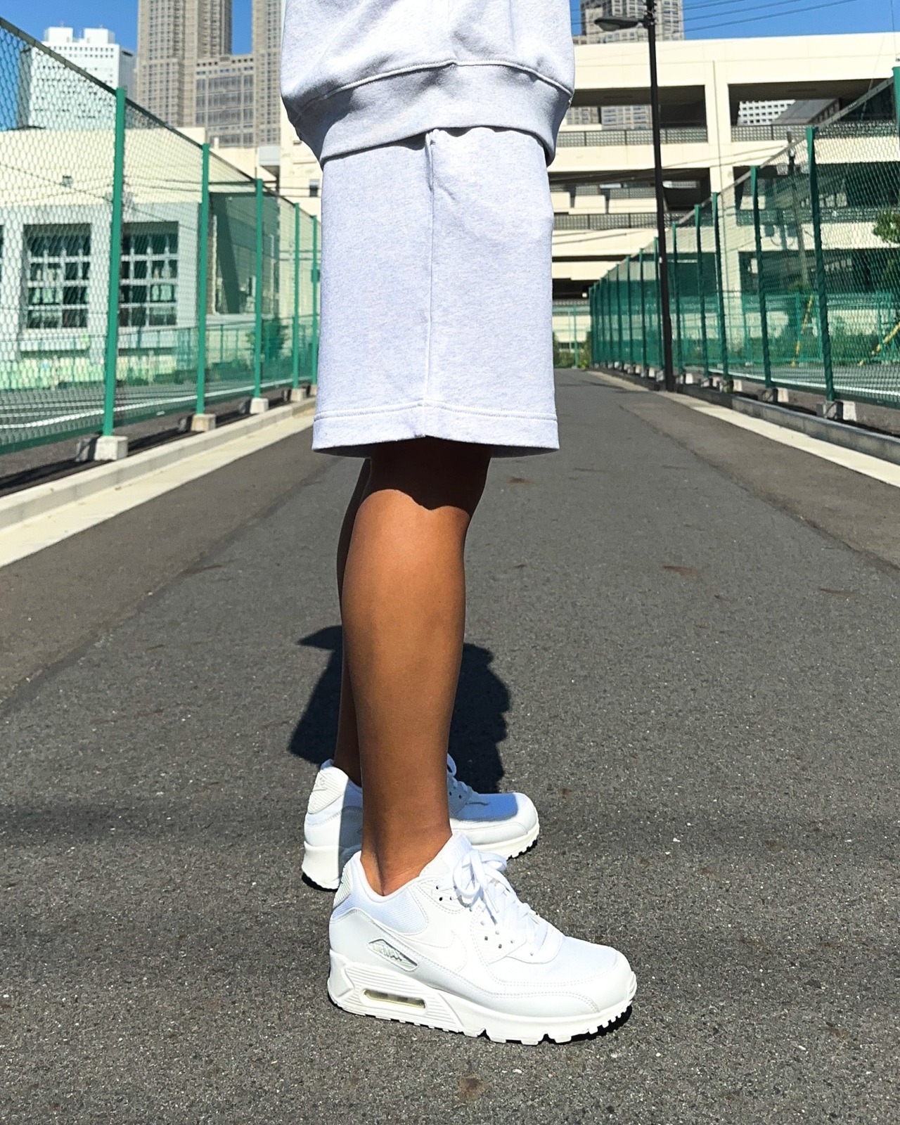 SMILEY LOOSE FIT SWEAT SHORTS - GRAY