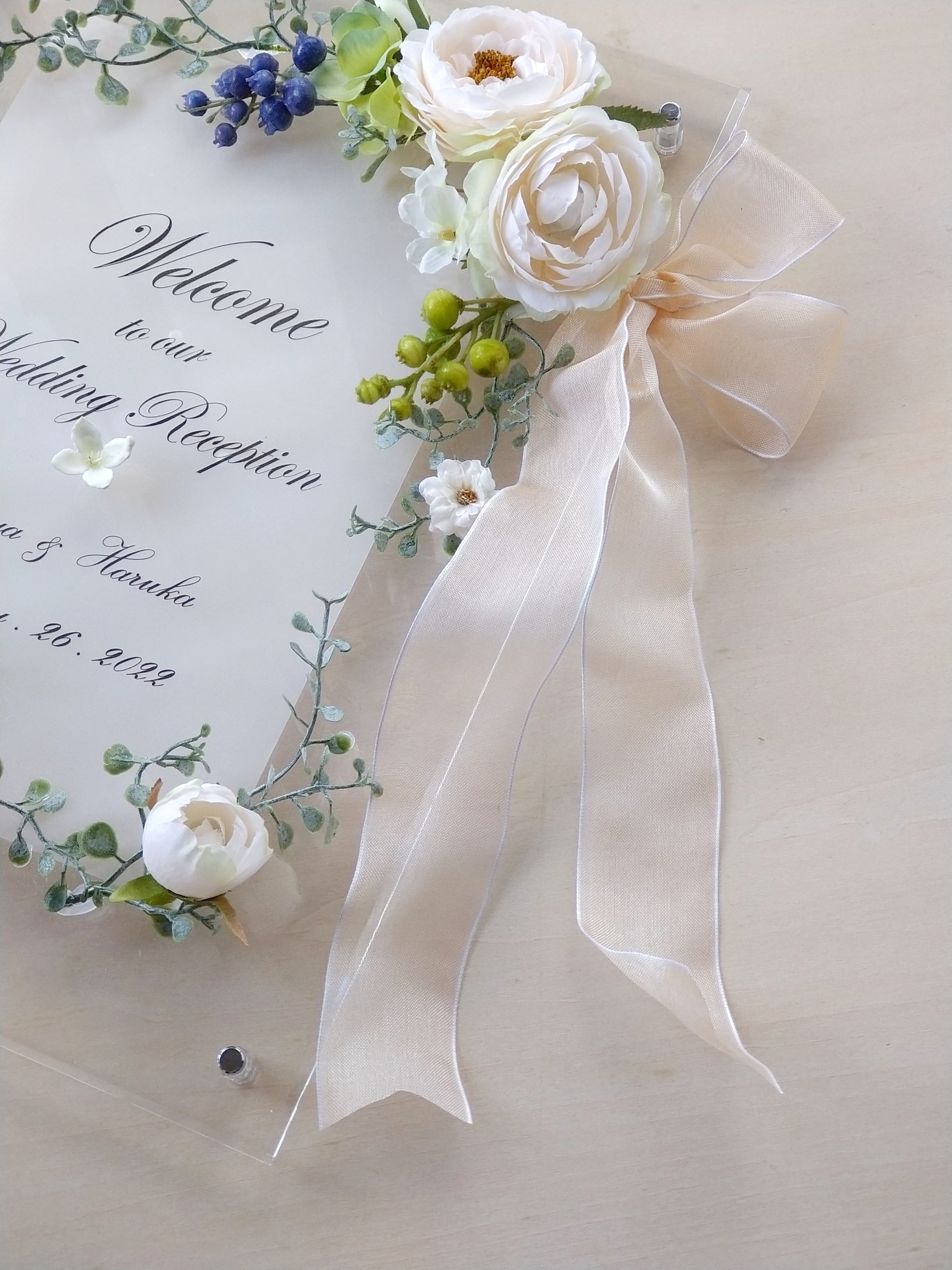 ウェディング 花 ウェルカムボード（クリアー＆ホワイトフラワー