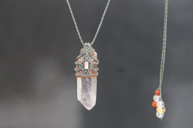 Himalayan crystal micro macrame reversible pendant