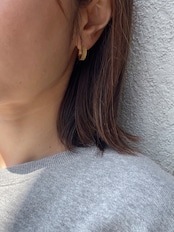 ribbed hoop pierce