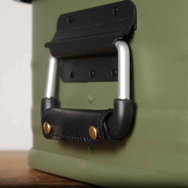 8e506947abe86e5de4947050efa956