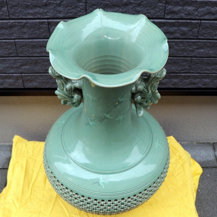 青磁・透かし・飾り壷・花器 青磁・透かし・飾り壷・花器 【公式通販】