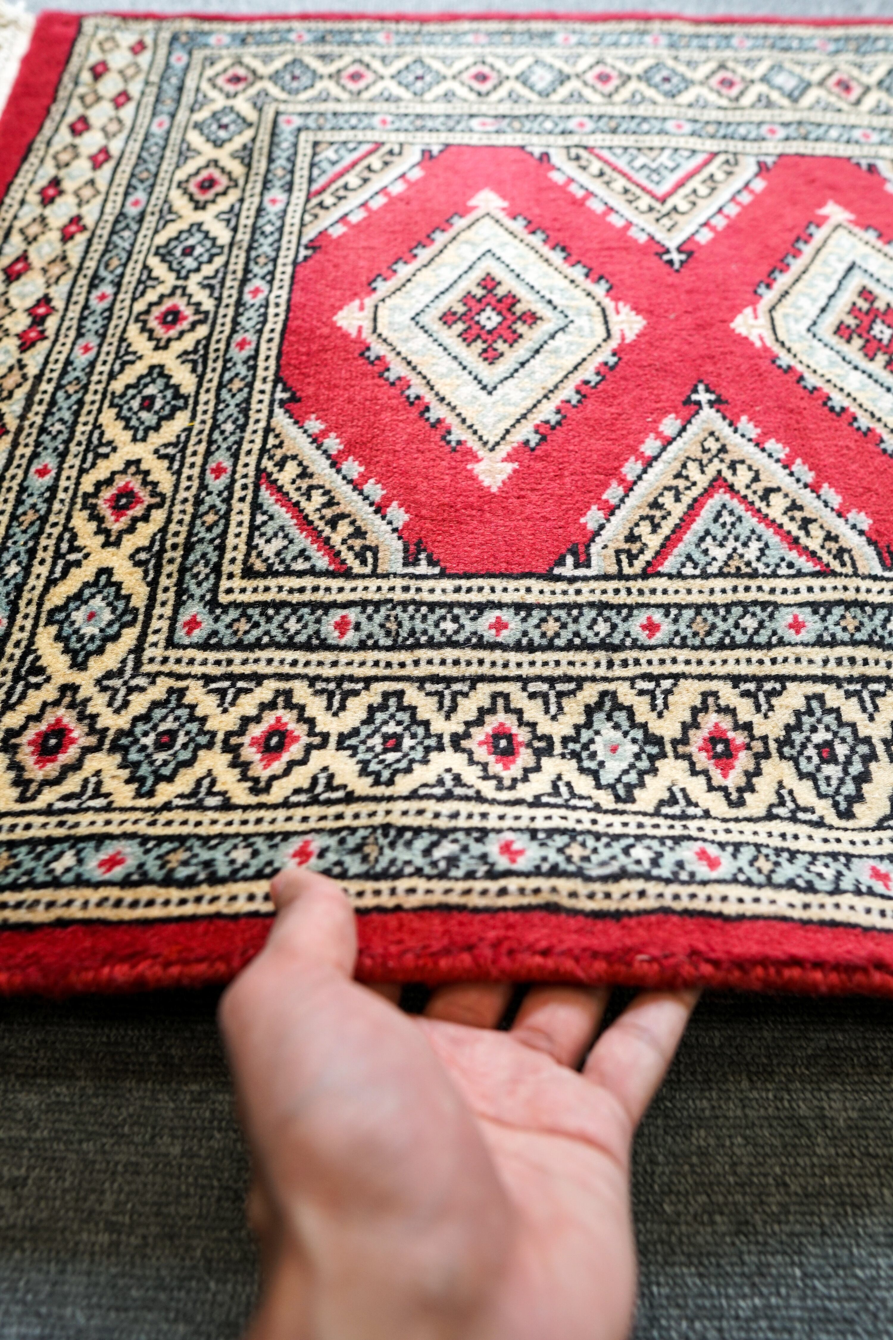 97×63cm【パキスタン手織り絨毯】 ウール ペルシャ絨毯-