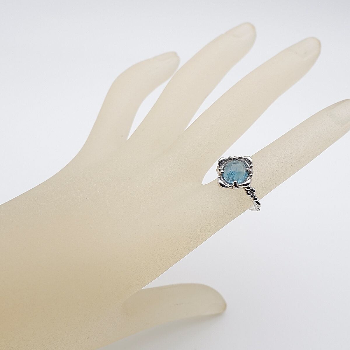 シーグリーンカイヤナイトのデザインリング 11号 ～深き森の泉