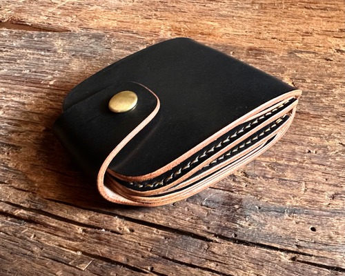 SHORT WALLET