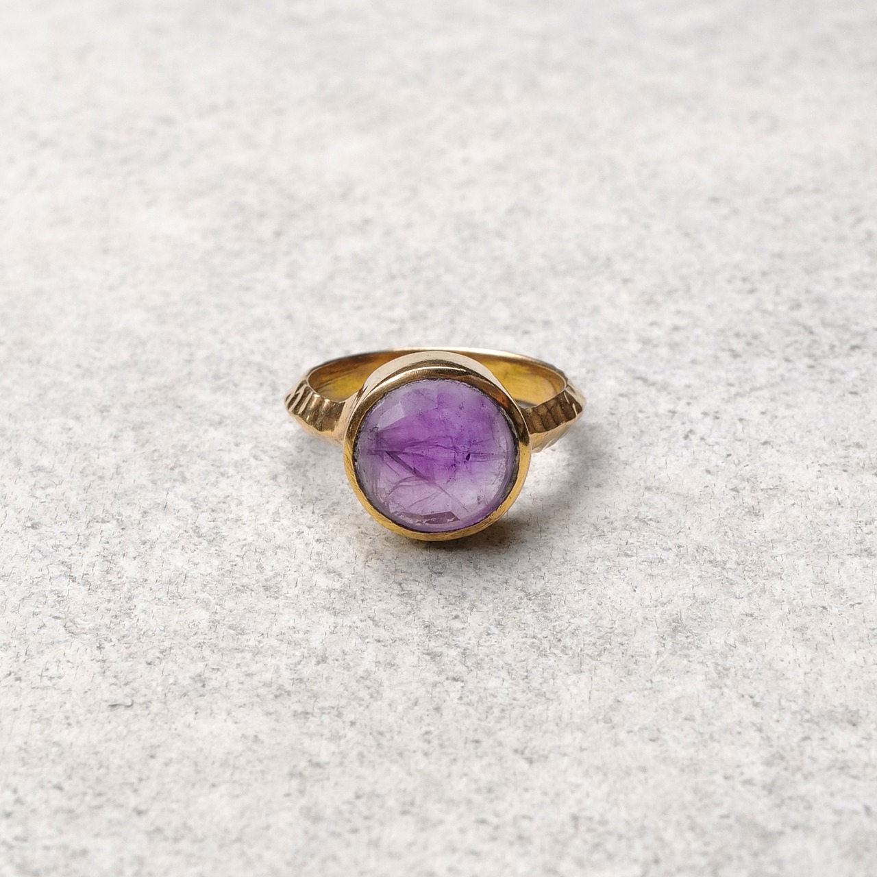 SINGLE STONE NON-ADJUSTABLE RING 024