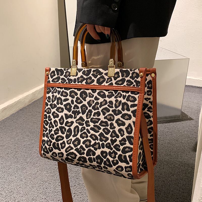 レオパードプリント柄オータムウィンター 秋物 冬物 トートバッグ メッセンジャーバッグ Tiancai_Wing_Bag2422746341