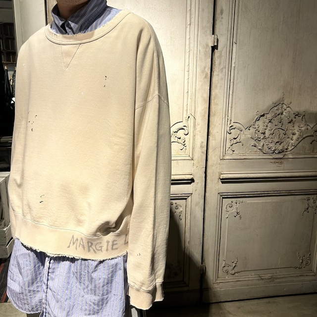 Maison Margiela【メゾン マルジェラ 】ペイントロゴクルーネックスウェット( S50GU0214S25570 Col:102/Dirty ecru/ SIZE:XXL).