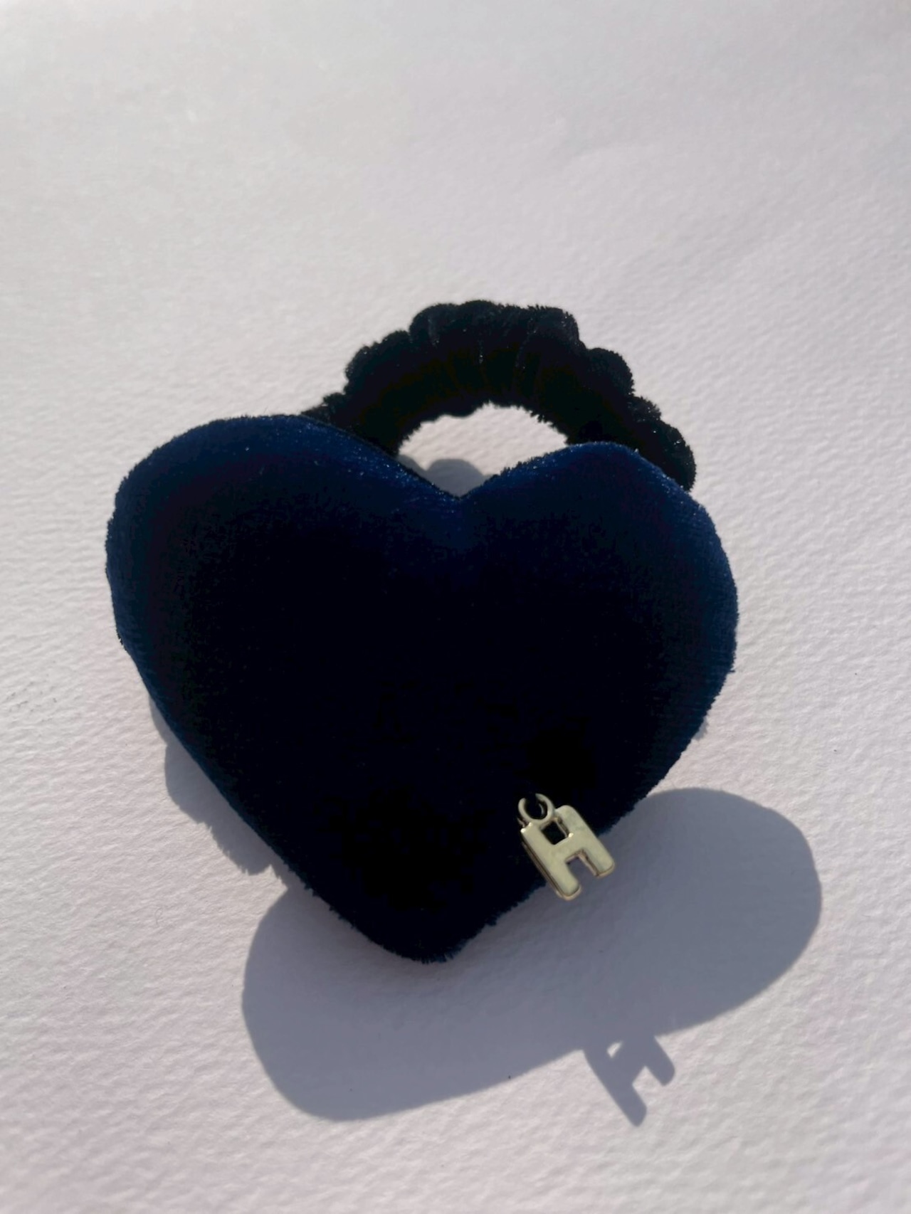 ベロアハートシュシュ