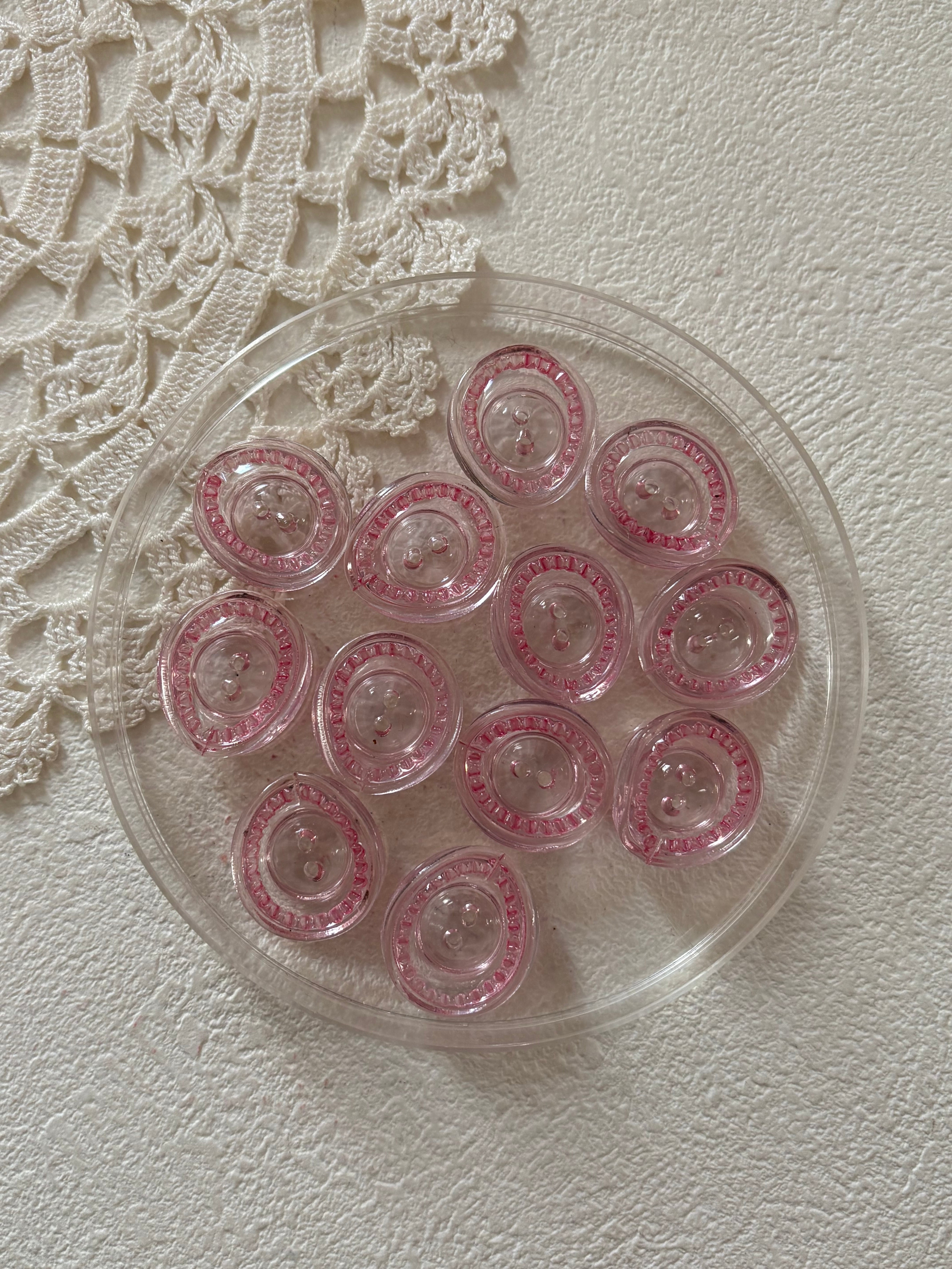 19mm×17mm Japanese ヴィンテージボタン 雫型 ドロップ型 ピンク 昭和レトロ アクセサリーパーツ 装飾材 カルトナージュ