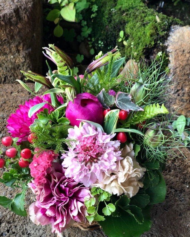 Seasonal Arrangement / S