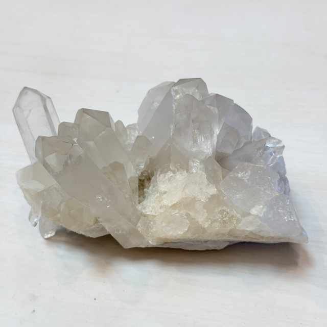 【ヒマラヤの大地が育んだ】マニカラン水晶 原石 約130×90×75mm【G8001】