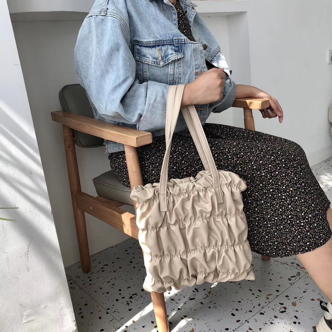 キルティングトートバッグ