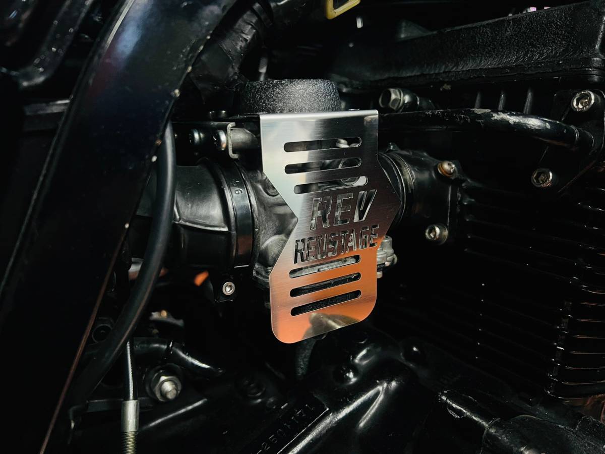 オリジナル キャブカバー CBR400F 鏡面ステンレス REV ロゴ入り オリジナル キャブカバー CBR400F 鏡面ステンレス REV ロゴ入り