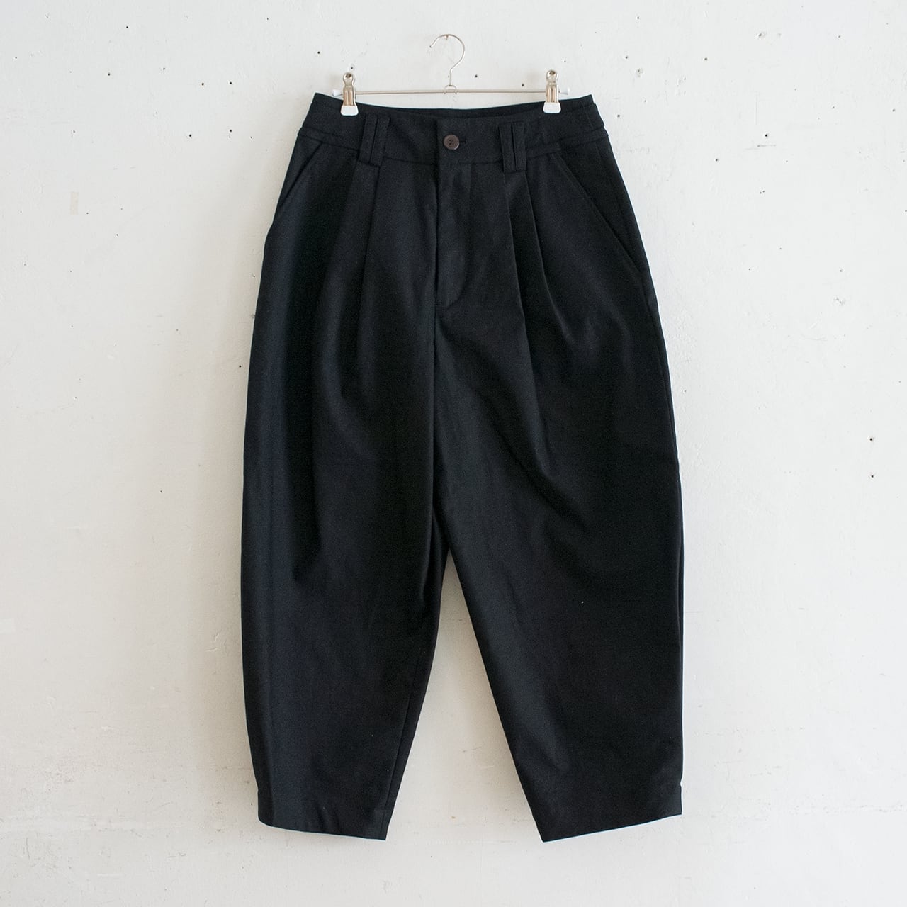 unisex egg chino pants/cotton〈black〉